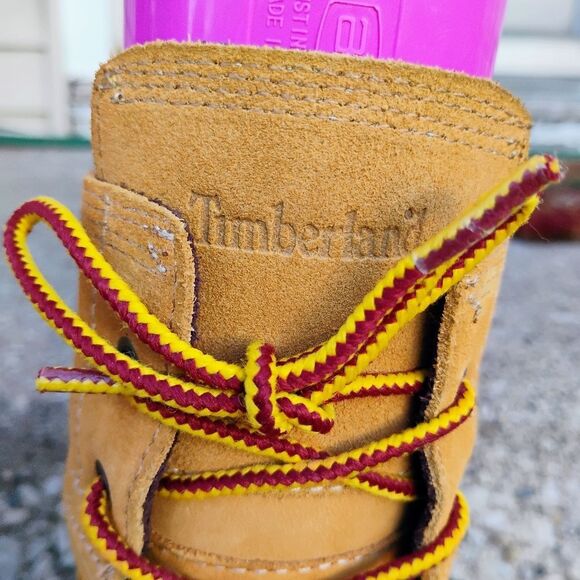 Women's Timberland Lace-Up Block-Heel Boots Size 8W - Picture 10 of 13